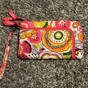 Vera Bradley Wristlet. Floral design. Like New, never used